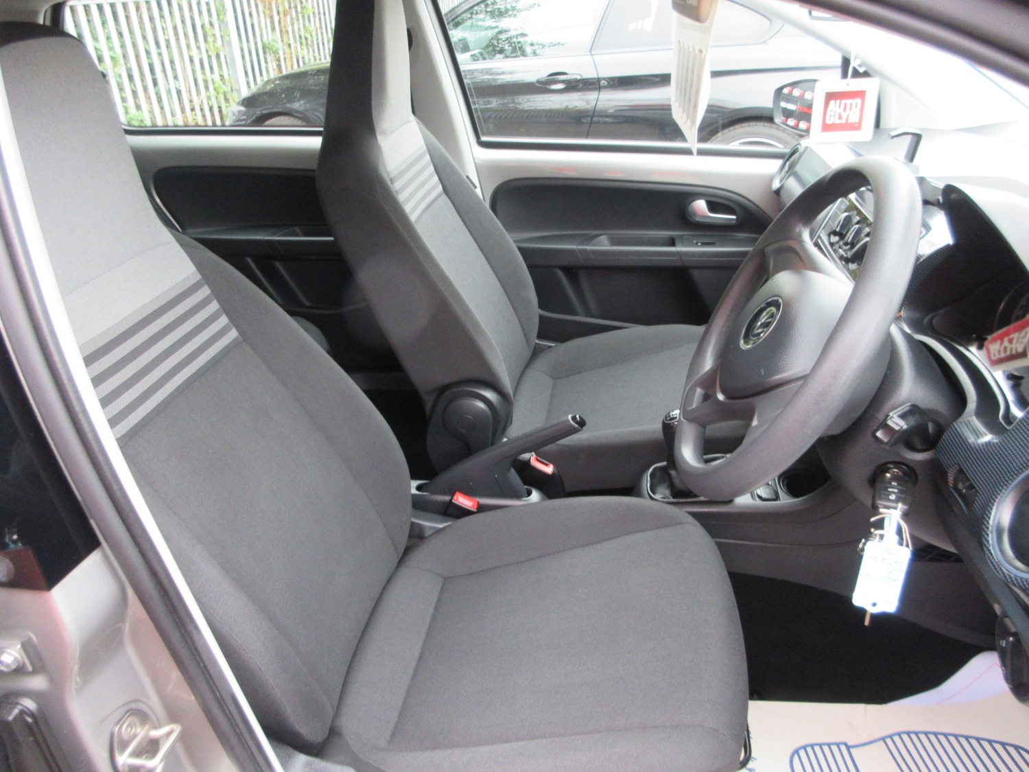 Used Volkswagen up! 2021 for sale - 76343966: Photo 9