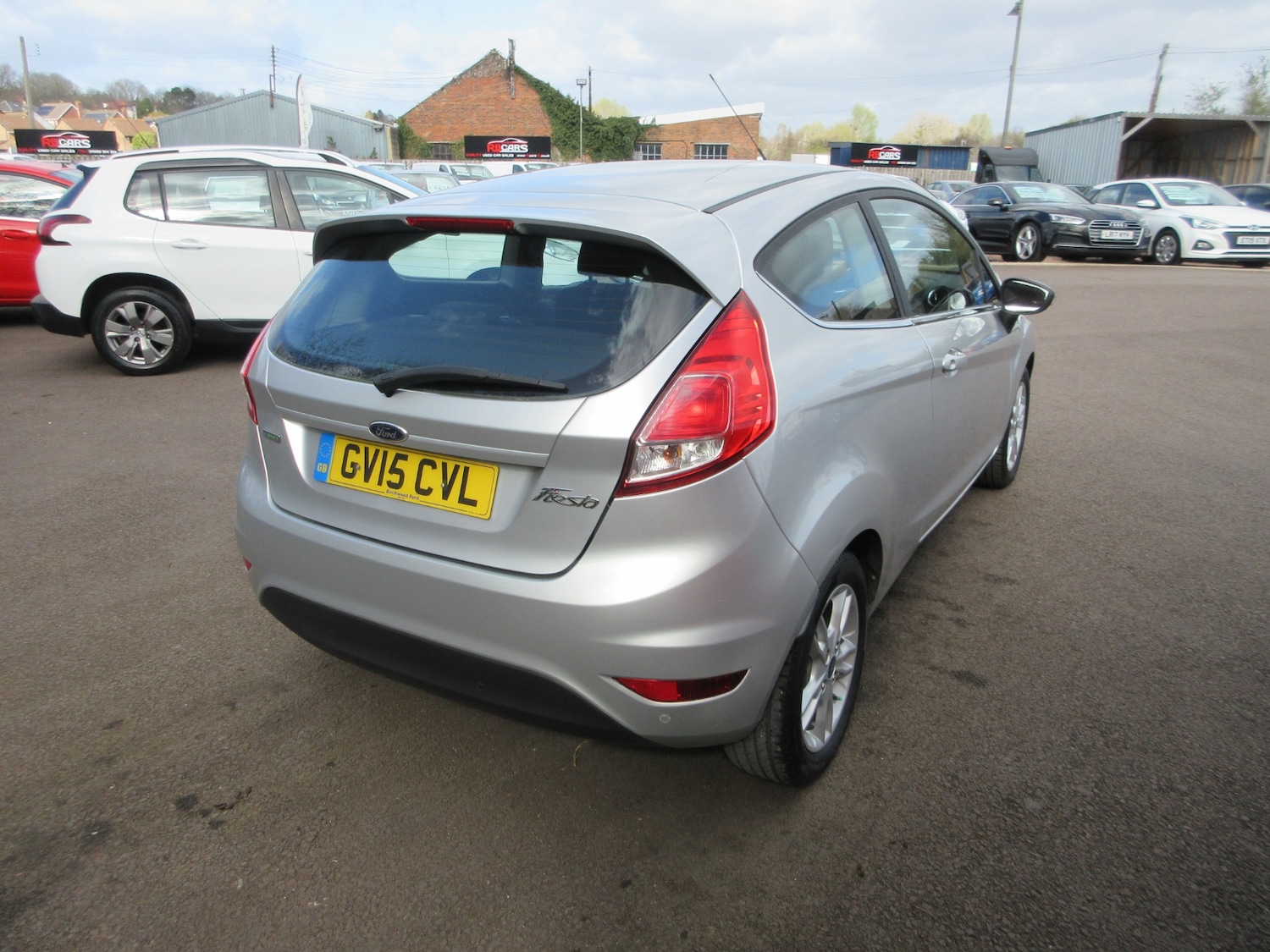 Used Ford Fiesta 2015 for sale - 78066654: Photo 6