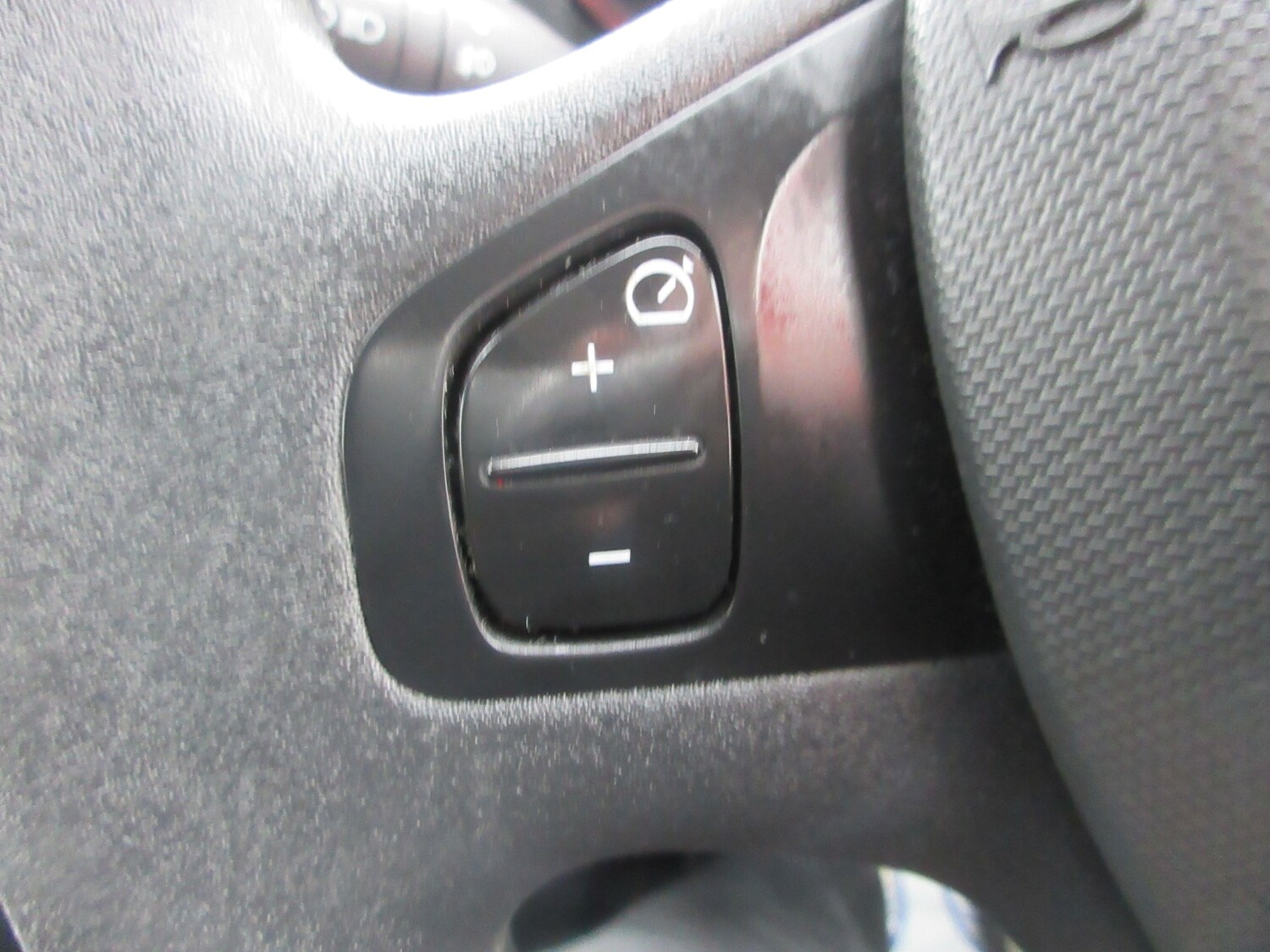 Used Renault Clio 2013 for sale - 77490760: Photo 15