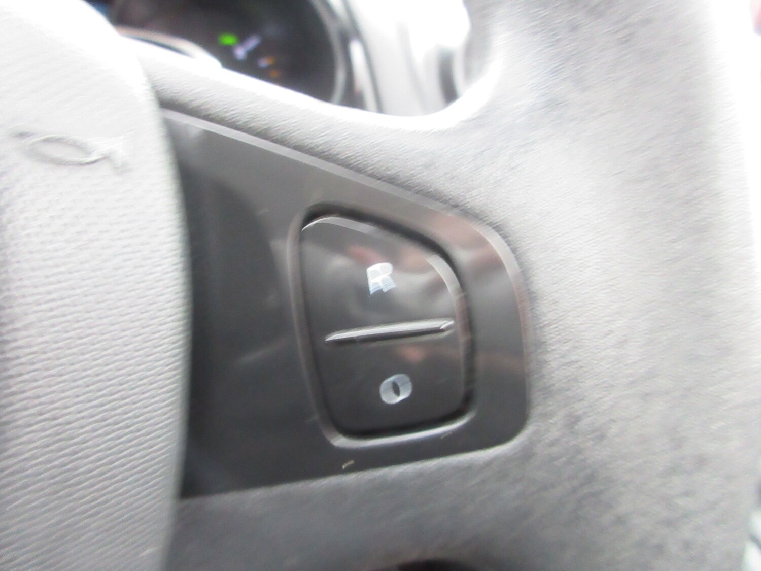 Used Renault Clio 2013 for sale - 77490760: Photo 16