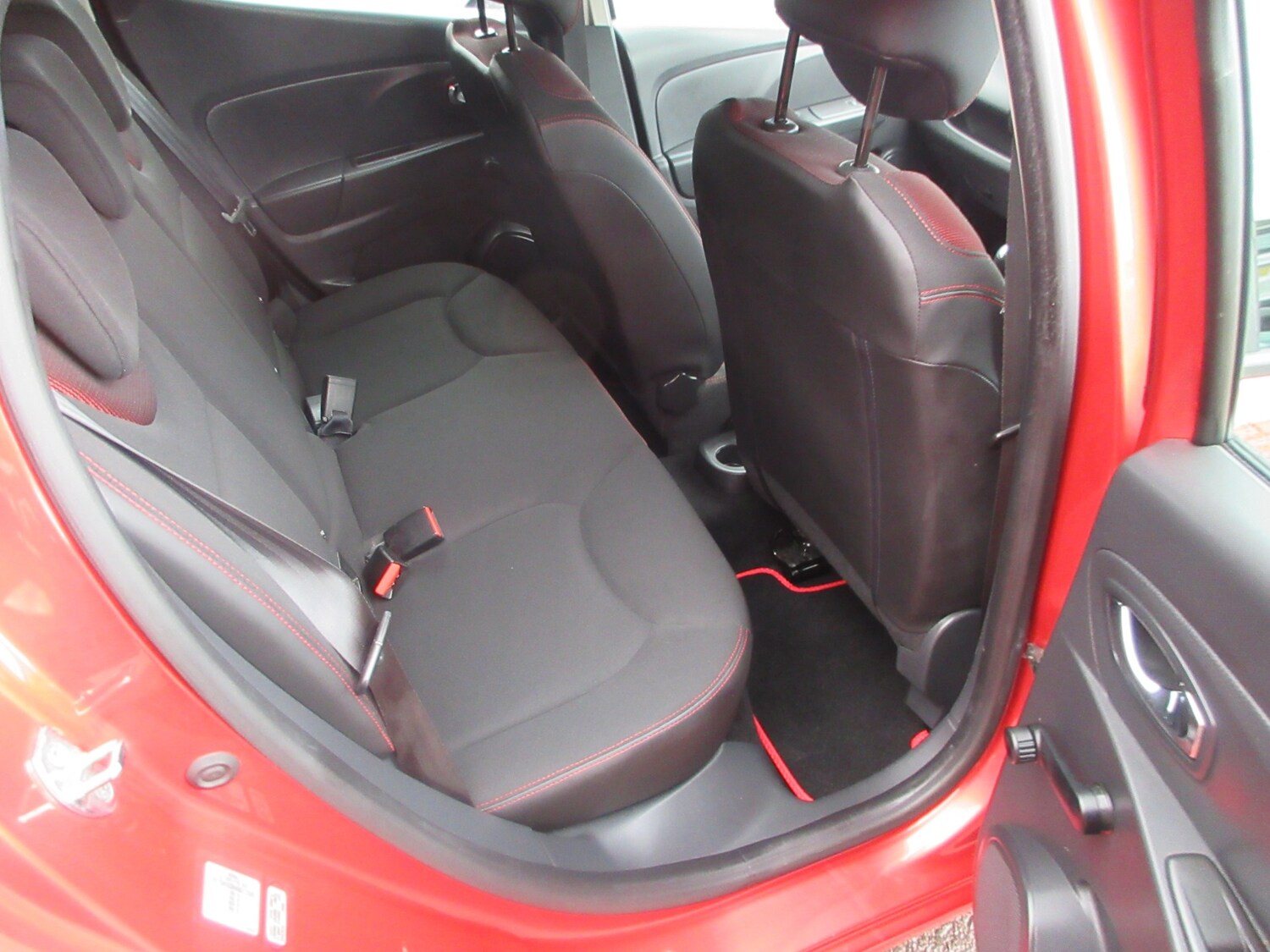 Used Renault Clio 2013 for sale - 77490760: Photo 17