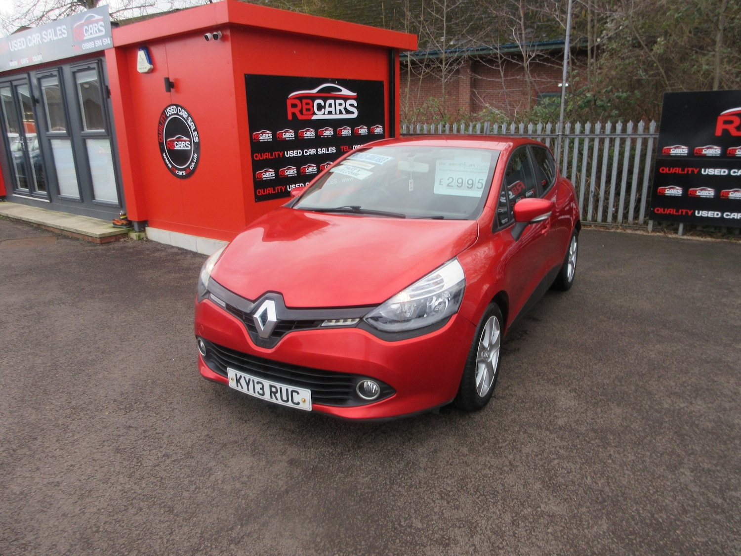 Used Renault Clio 2013 for sale - 77490760: Photo 3