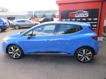 Used Renault Clio 2016 for sale - 79353259: Photo