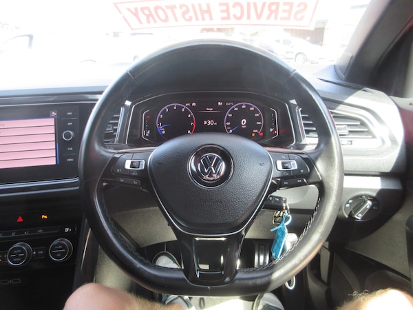 Used Volkswagen T-Roc 2018 for sale - 75567676: Photo 10