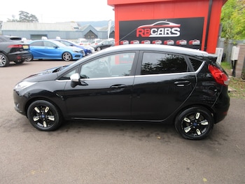 Used Ford Fiesta 2016 for sale - 76264464: Photo