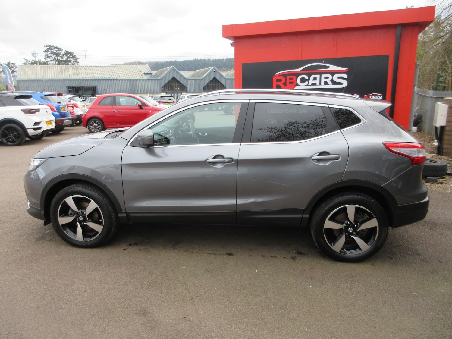 Used Nissan Qashqai 2015 for sale - 77663685: Photo 4