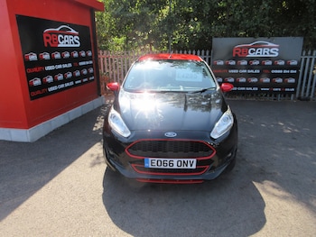 Used Ford Fiesta 2016 for sale - 79502808: Photo