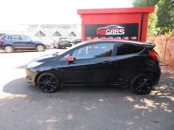 Used Ford Fiesta 2016 for sale - 79502808: Photo