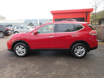 Used Nissan X-Trail 2017 for sale - 76316648: Photo