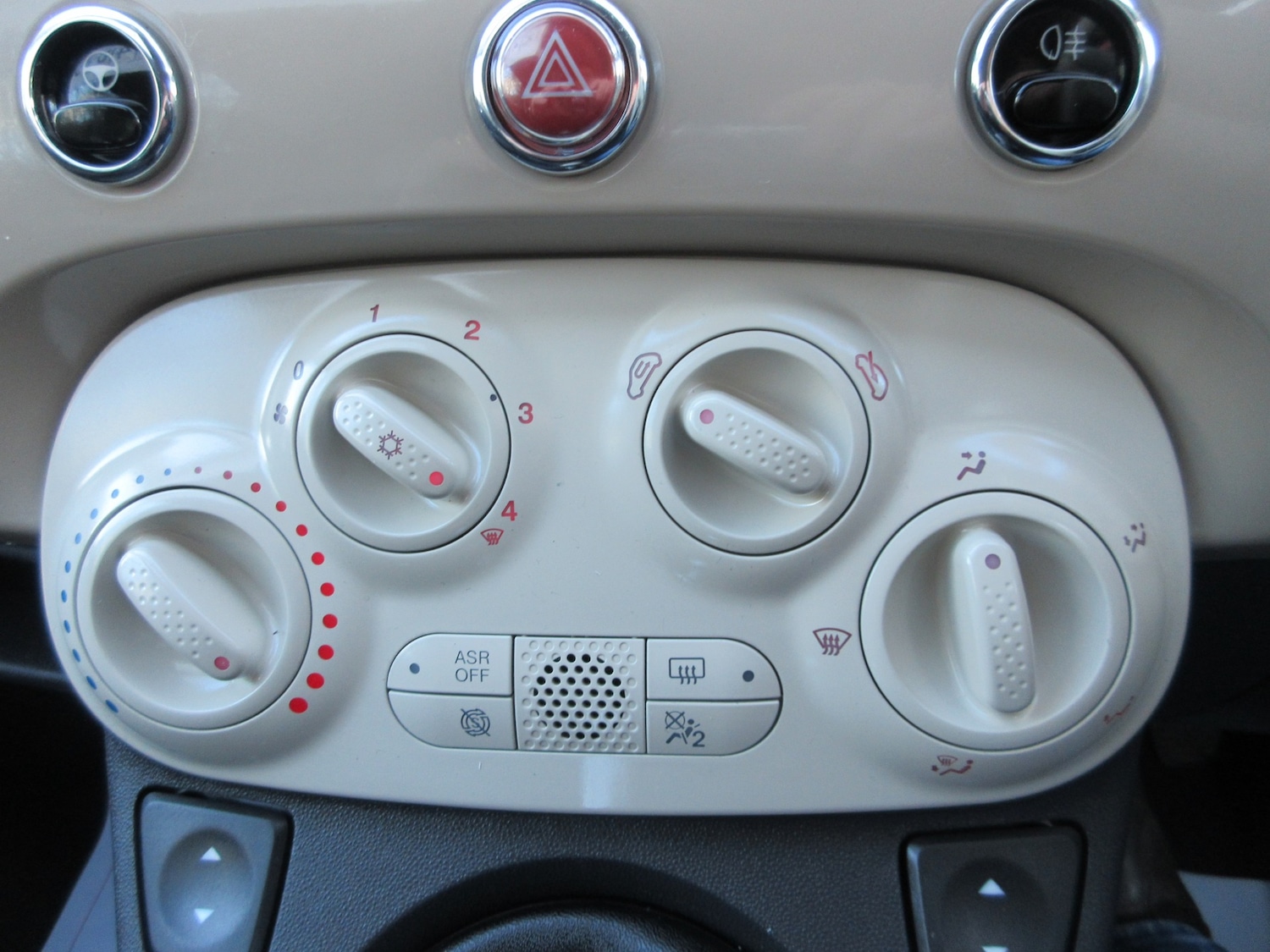 Used Fiat 500 2015 for sale - 76738509: Photo 12