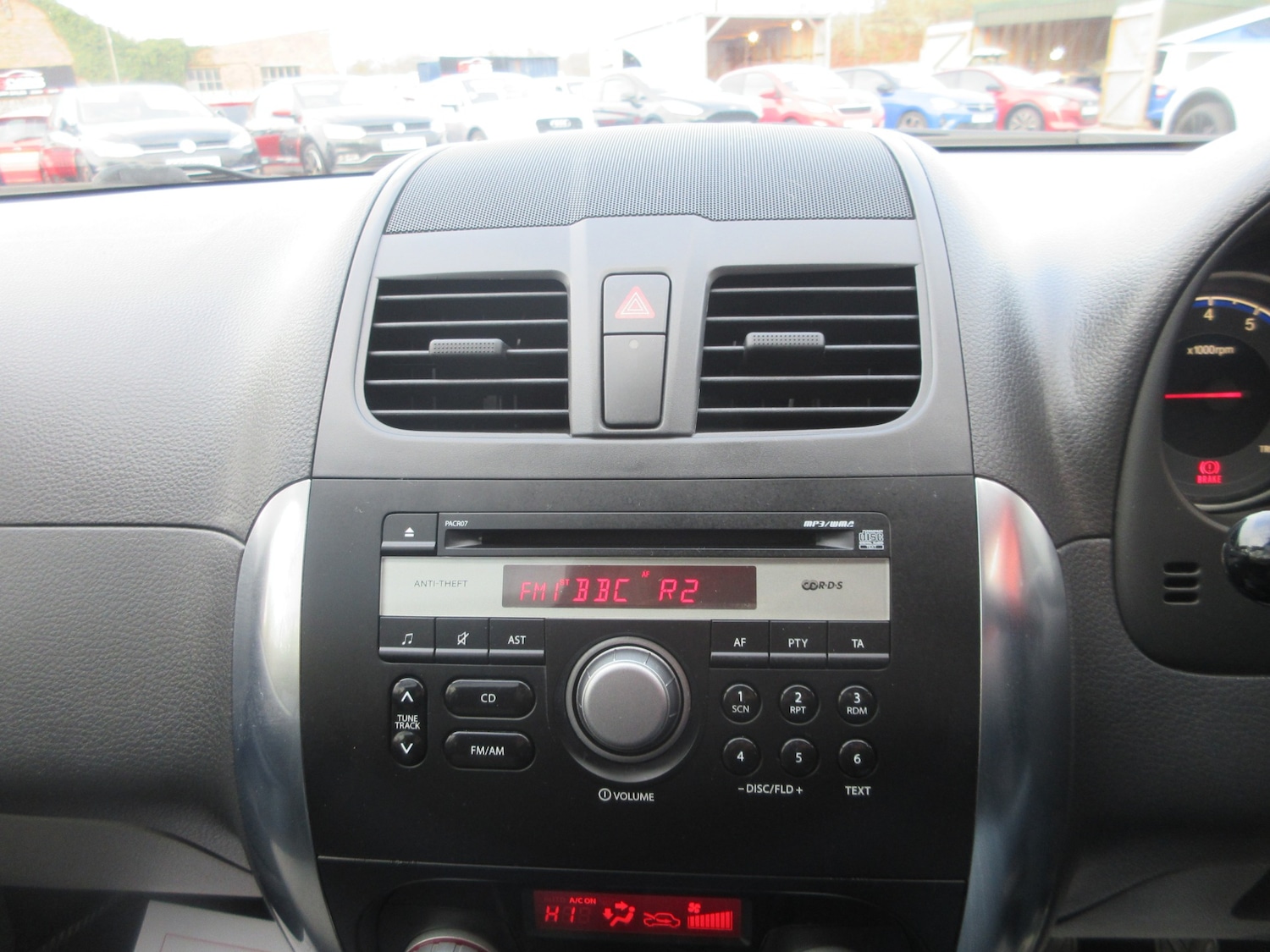 Used Suzuki SX4 2012 for sale - 77760680: Photo 12