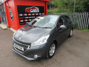 Used Peugeot 208 2014 for sale - 78381551: Photo