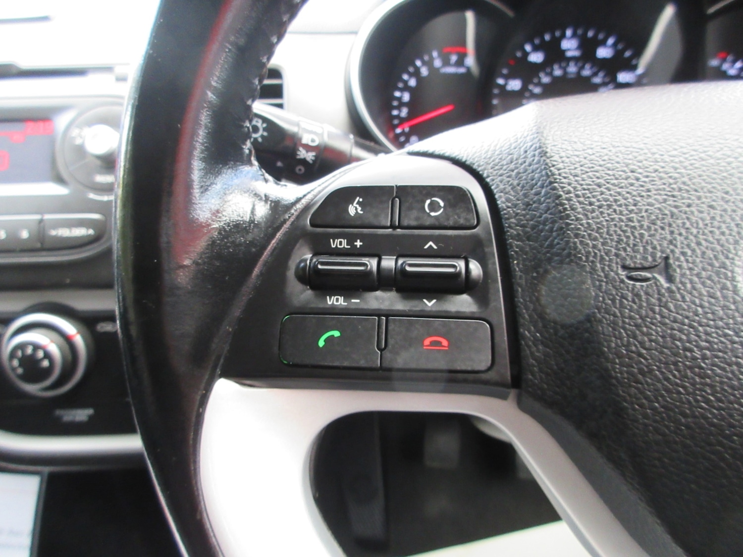 Used Kia Picanto 2016 for sale - 76352582: Photo 21