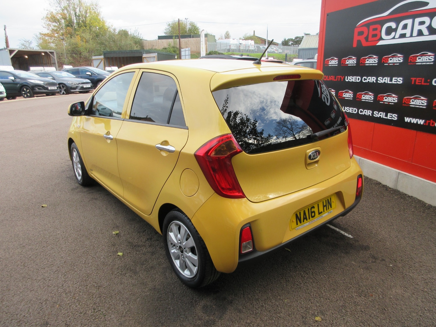 Used Kia Picanto 2016 for sale - 76352582: Photo 5