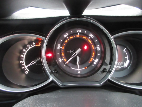 Used DS Automobiles DS 3 2017 for sale - 76264437: Photo 11