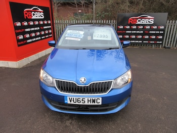 Used Skoda Fabia 2015 for sale - 77261470: Photo