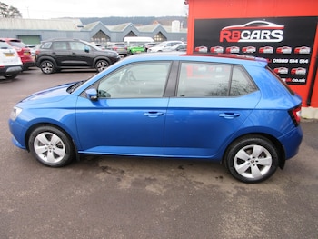 Used Skoda Fabia 2015 for sale - 77261470: Photo