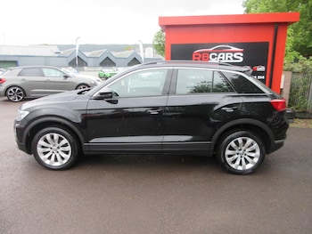 Used Volkswagen T-Roc 2019 for sale - 78604780: Photo