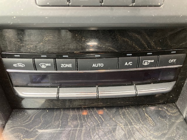 Used Mercedes-Benz E Class 2012 for sale - 76483173: Photo 14