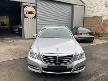 Used Mercedes-Benz E Class 2012 for sale - 76483173: Photo
