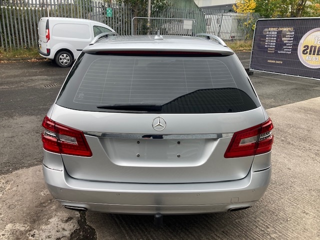 Used Mercedes-Benz E Class 2012 for sale - 76483173: Photo 4