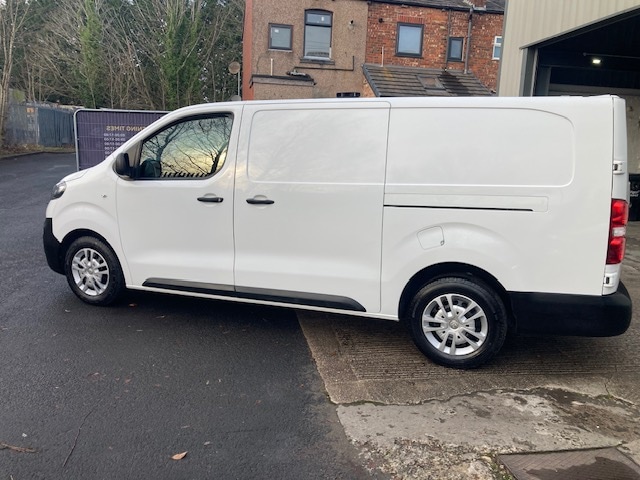 Used Vauxhall Vivaro 2021 for sale - 77024827: Photo 3