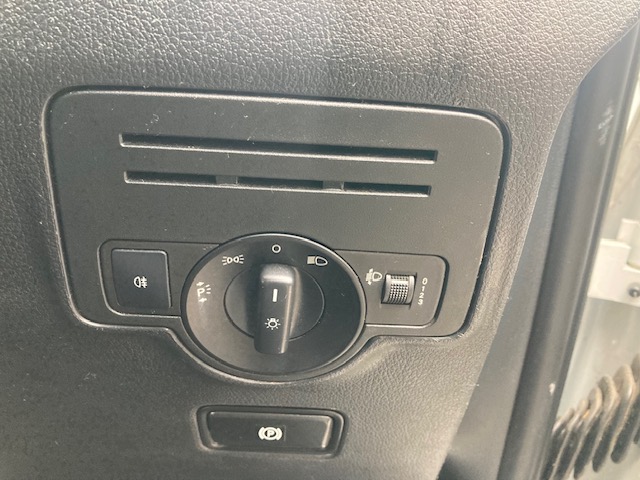 Used Mercedes-Benz Vito 2019 for sale - 76312197: Photo 9