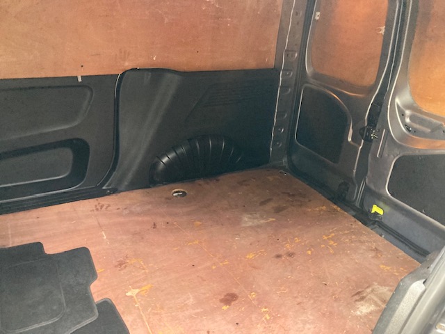 Used Peugeot Partner 2021 for sale - 76115660: Photo 6