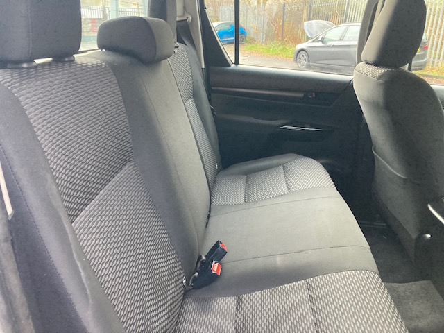 Used Toyota Hilux 2019 for sale - 76720505: Photo 6