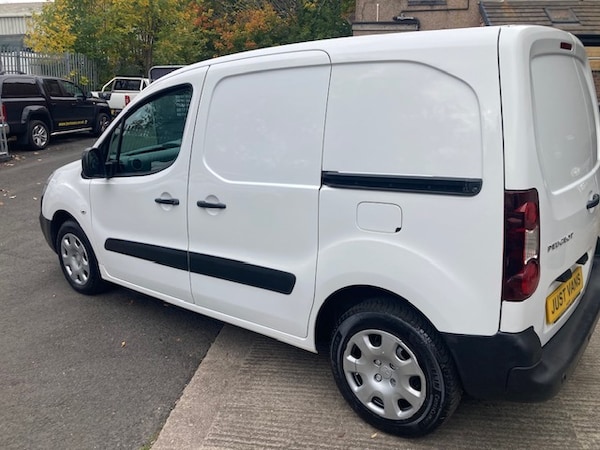 Used Peugeot Partner 2017 for sale - 76149828: Photo 3