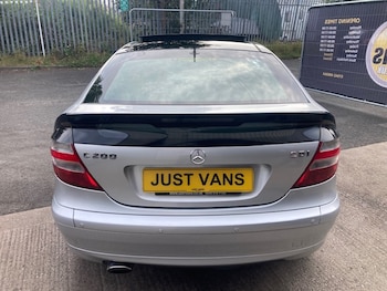 Used Mercedes-Benz C-Class 2006 for sale - 75536749: Photo