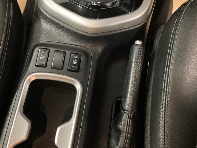 Used Nissan Navara 2019 for sale - 77702571: Photo 12