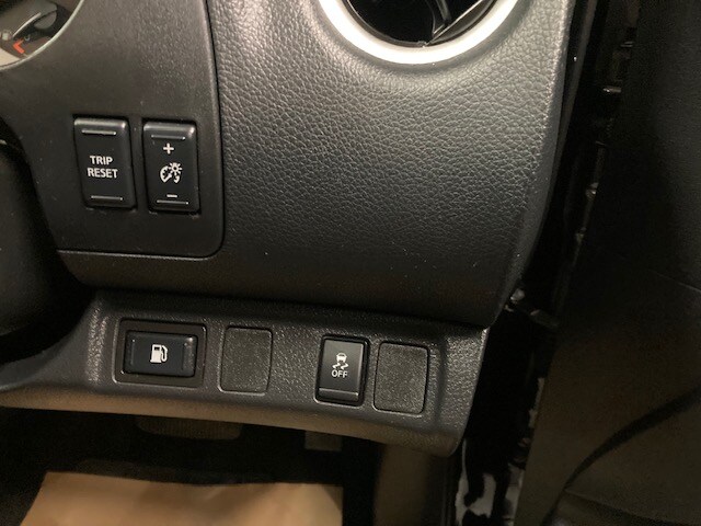 Used Nissan Navara 2019 for sale - 77702571: Photo 9