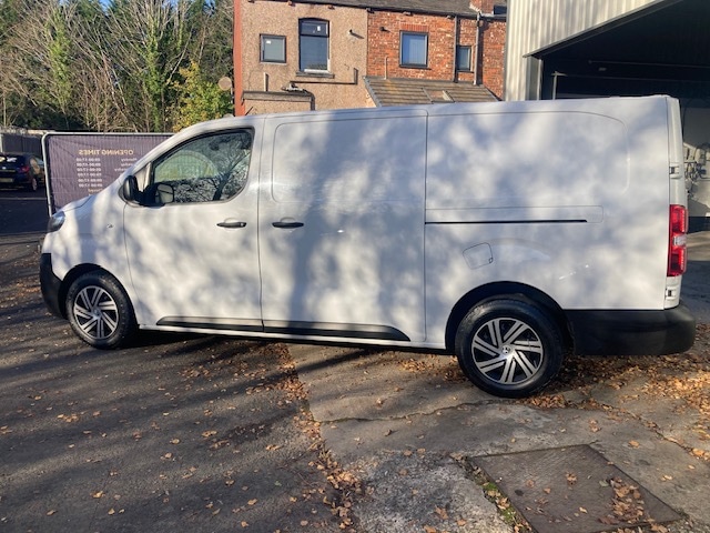 Used Vauxhall Vivaro 2023 for sale - 76614270: Photo 3