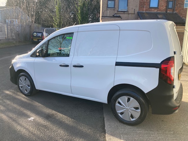 Used Nissan Other 2023 for sale - 77921600: Photo 3