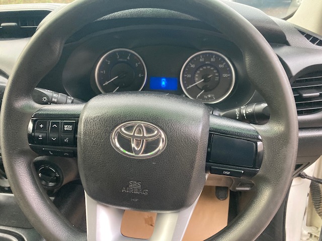 Used Toyota Hilux 2019 for sale - 77847470: Photo 10