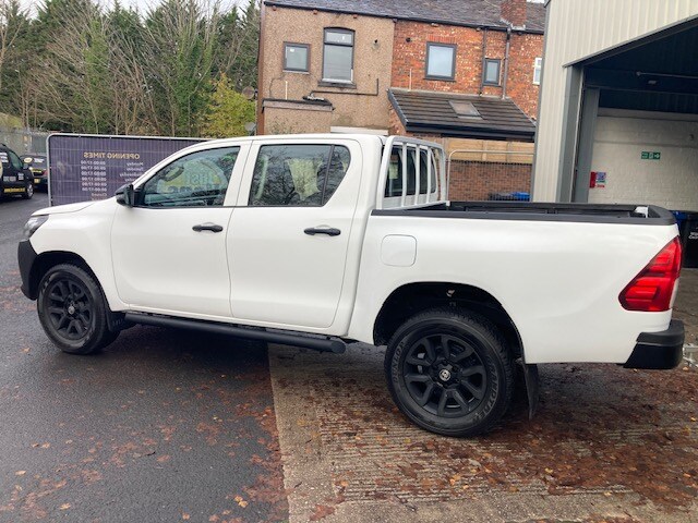 Used Toyota Hilux 2019 for sale - 77847470: Photo 3