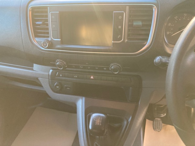 Used Vauxhall Vivaro 2019 for sale - 77008456: Photo 9