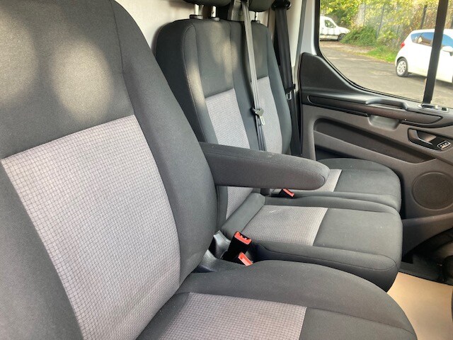 Used Ford Transit Custom 2019 for sale - 76077935: Photo 4
