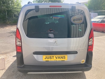 Used Peugeot Partner Tepee 2017 for sale - 79019880: Photo