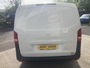 Used Mercedes-Benz Vito 2017 for sale - 76288719: Photo
