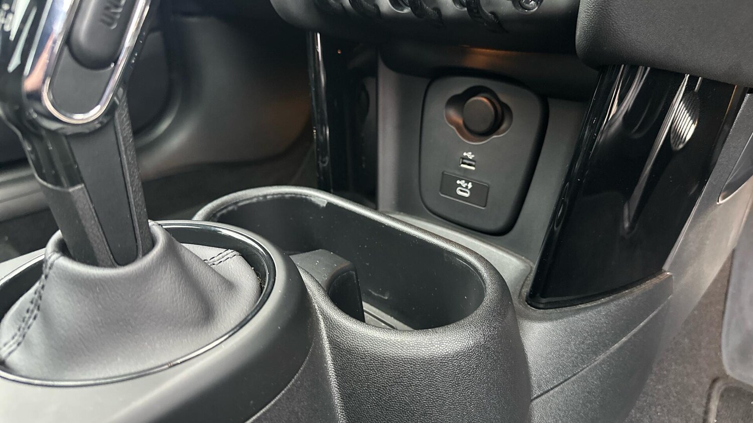 Used MINI Hatch 2022 for sale - 77939603: Photo 30