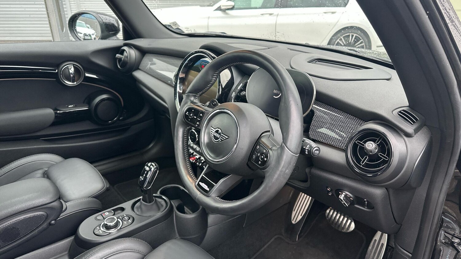 Used MINI Hatch 2022 for sale - 77939603: Photo 6