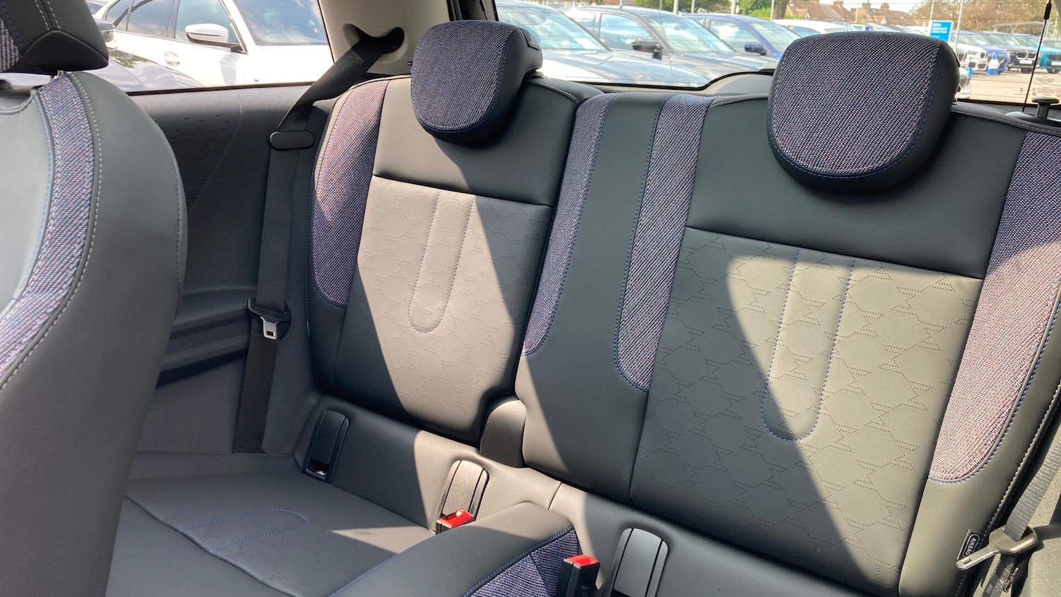 Used MINI Cooper 2024 for sale - 77939295: Photo 12