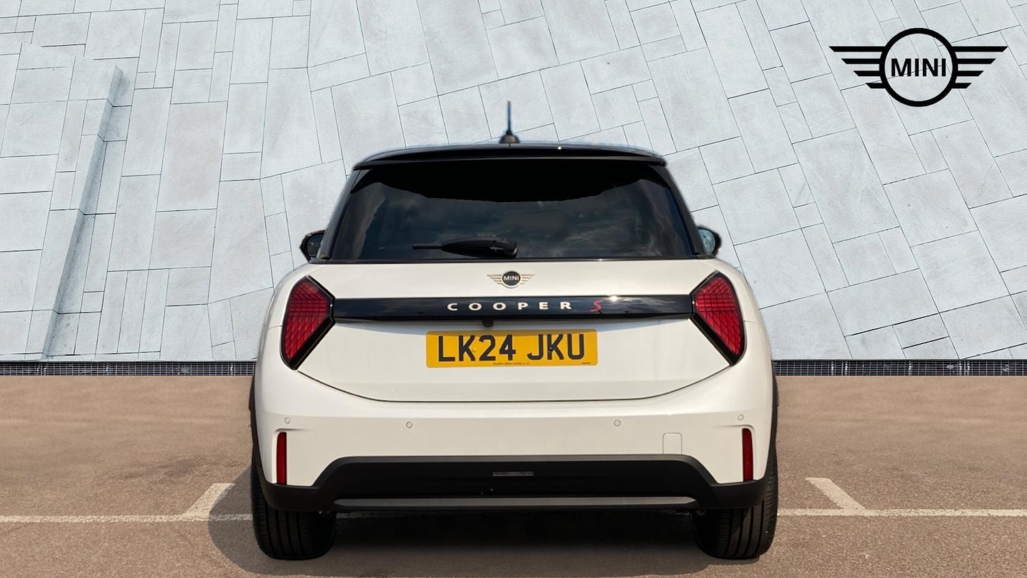 Used MINI Cooper 2024 for sale - 77939295: Photo 15