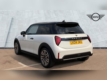 Used MINI Cooper 2024 for sale - 77939295: Photo