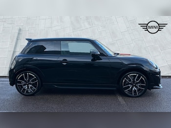 Used MINI Cooper 2024 for sale - 77604742: Photo
