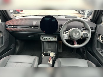 Used MINI Hatch 2025 for sale - 79532149: Photo