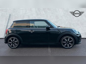 Used MINI Hatch 2022 for sale - 77604763: Photo