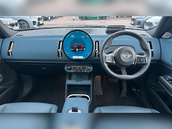 Used MINI Countryman 2024 for sale - 77604700: Photo